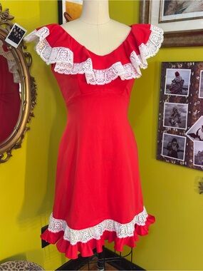 Vintage 70s Red Lace Ruffled Dress Small